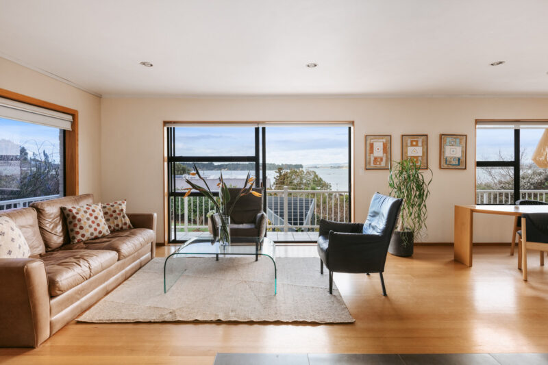 A Private Sanctuary in Old Ōmokoroa