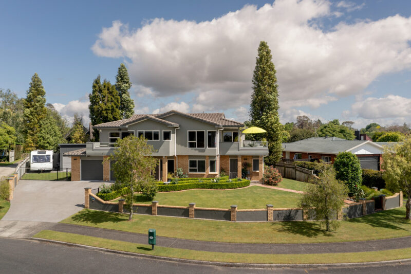 Serious seller. Serious opportunity. Act Now!